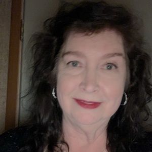 Meet your Posher, Tonya